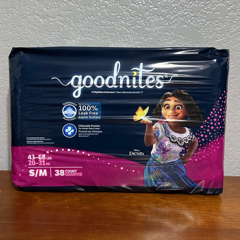Goodnites Girls Bedwetting Underwear Small Medium (43-68 Ibs) 38 Count S / M